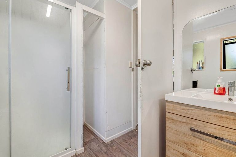 Photo of property in 23 Snells Beach Road, Snells Beach, 0920