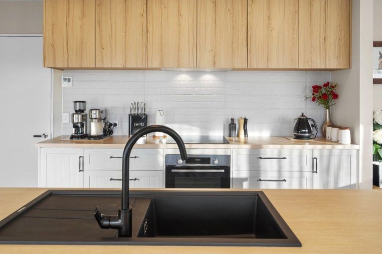 Photo of property in 3 Hotere Street, Rangiora, 7400