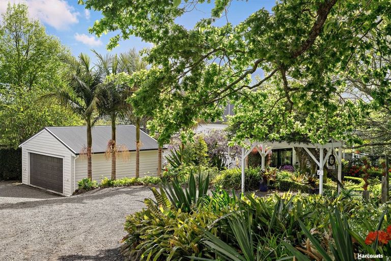 Photo of property in 128 Bombay Road, Bombay, 2675