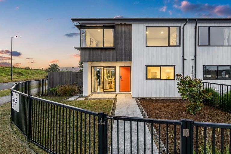 Photo of property in 2 James Mcleod Way, Silverdale, 0932