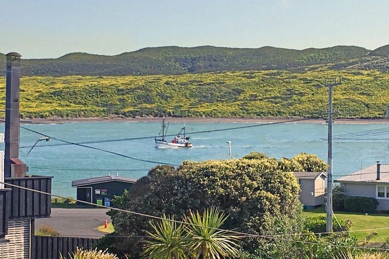 Photo of property in 12 Wainamu Road, Raglan, 3297