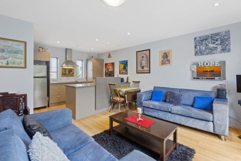 Photo of property in 974c Colombo Street, St Albans, Christchurch, 8014