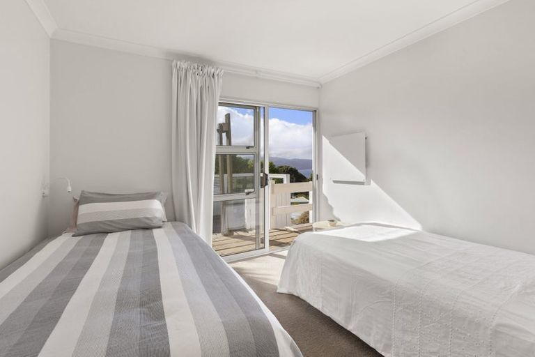 Photo of property in 25a Houghton Bay Road, Houghton Bay, Wellington, 6023