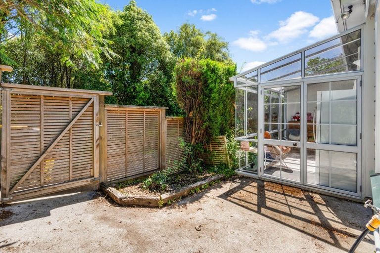 Photo of property in 14 Bangor Terrace, Kew, Dunedin, 9012