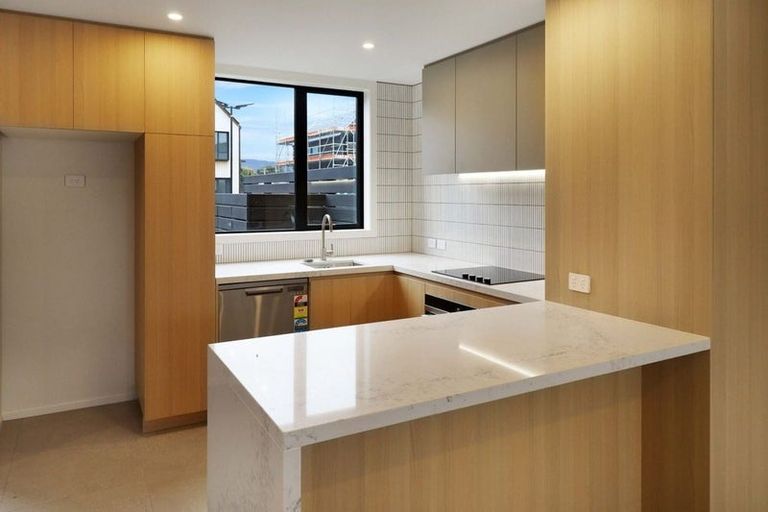 Photo of property in 15c Cuba Street, Petone, Lower Hutt, 5012