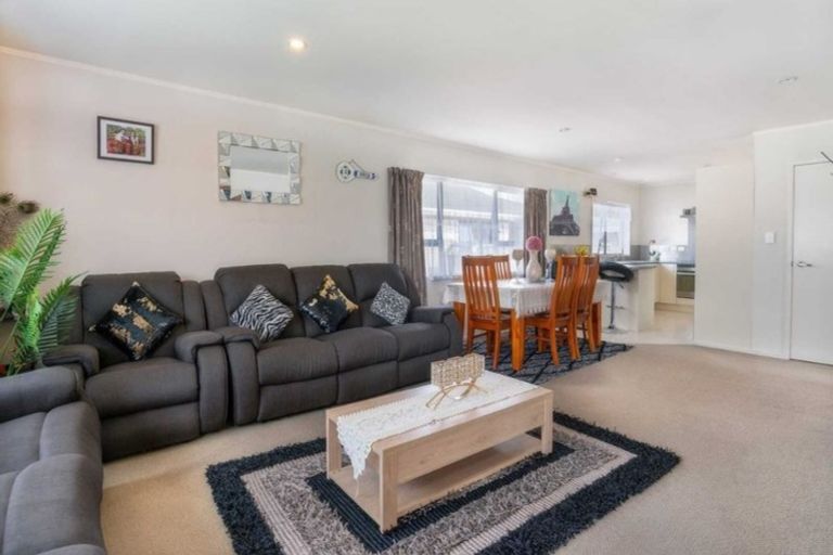 Photo of property in 4/19 Opaheke Road, Papakura, 2110