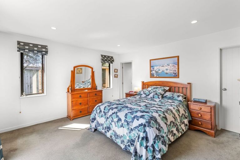 Photo of property in 21 Richard Seddon Drive, Northwood, Christchurch, 8051