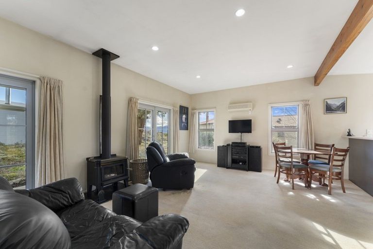 Photo of property in 10a Lanes Road, Bridge Hill, Alexandra, 9320