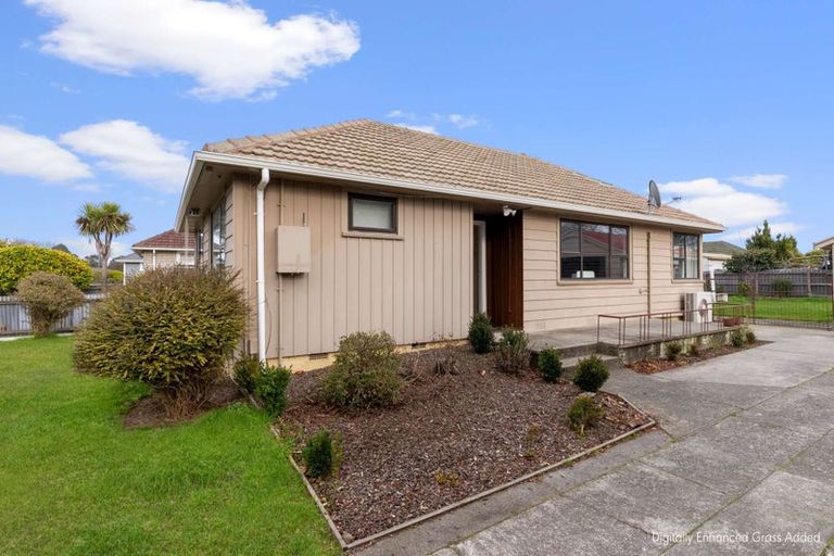 Photo of property in 19 Tinokore Street, Hei Hei, Christchurch, 8042