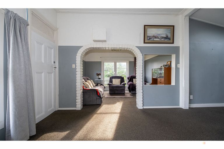 Photo of property in 209 Talbot Street, Geraldine, 7930