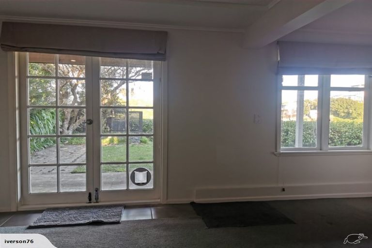 Photo of property in 22 Mulberry Street, Maungaraki, Lower Hutt, 5010