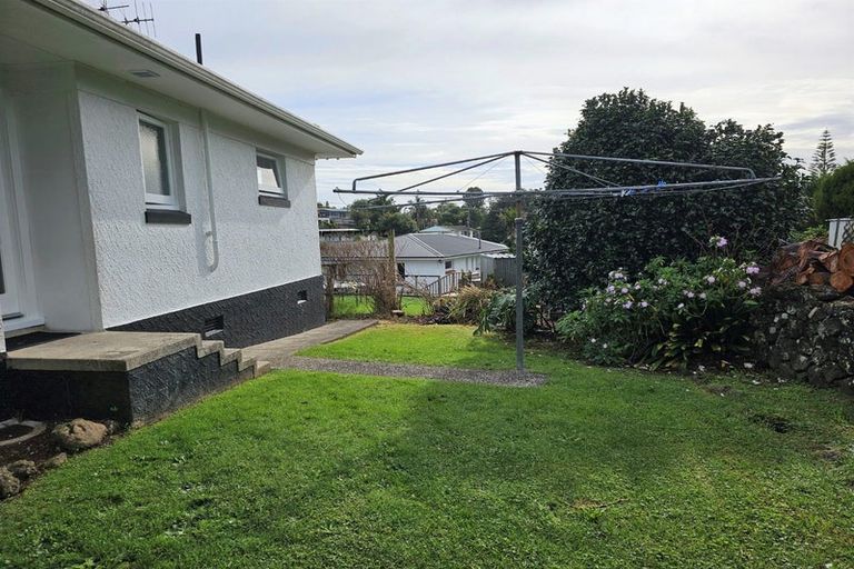 Photo of property in 2a Mcmillan Avenue, Te Kamo, Whangarei, 0112