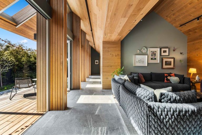 Photo of property in 58 Garden Road, Merivale, Christchurch, 8014