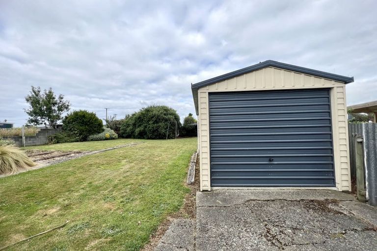 Photo of property in 194 Ross Street, Grasmere, Invercargill, 9810