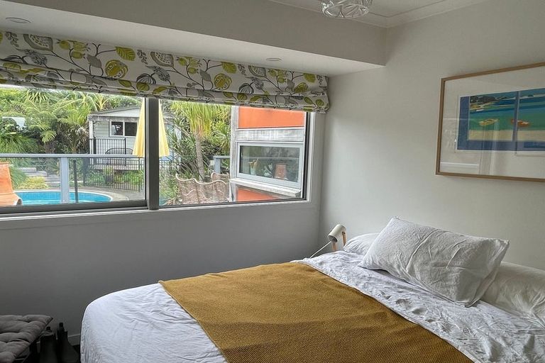 Photo of property in 14 Oruamo Place, Beach Haven, Auckland, 0626