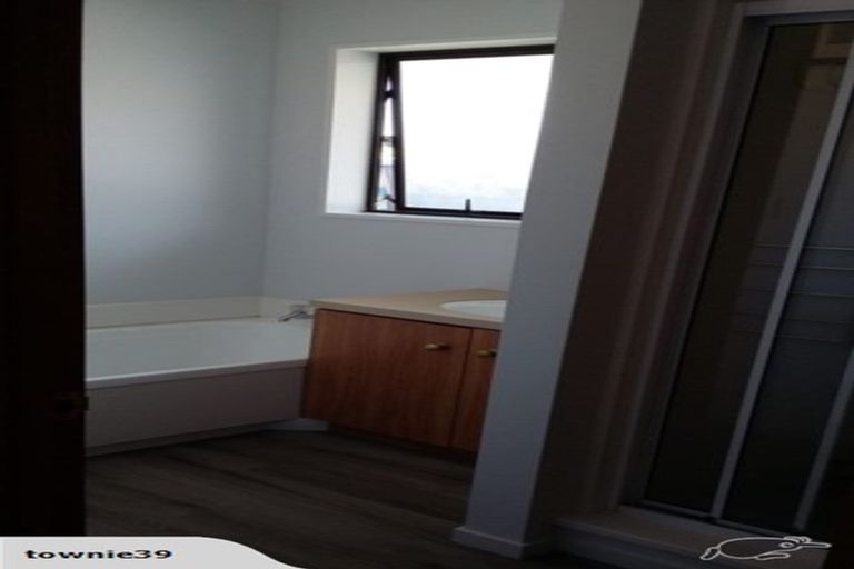 Photo of property in 2/7 Clipston Place, Halswell, Christchurch, 8025