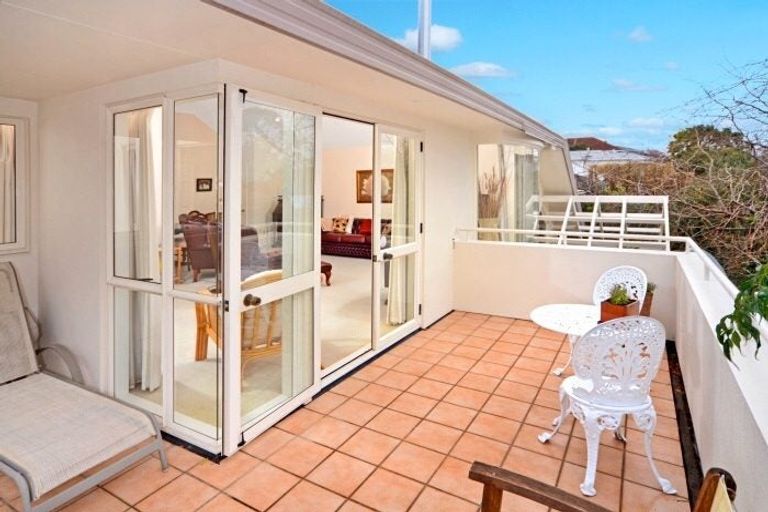 Photo of property in 9a Norman Road, Hauraki, Auckland, 0622