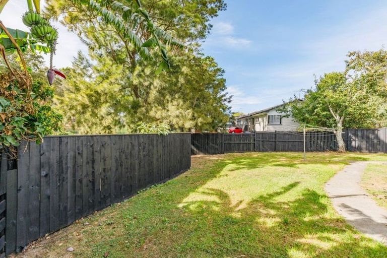 Photo of property in 1/7 Ririno Place, Manurewa, Auckland, 2102