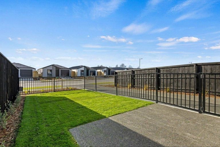 Photo of property in 14 Comer Street, Halswell, Christchurch, 8025