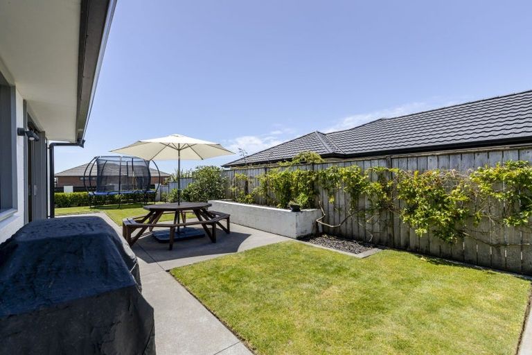 Photo of property in 22 Keene Drive, Bell Block, New Plymouth, 4312