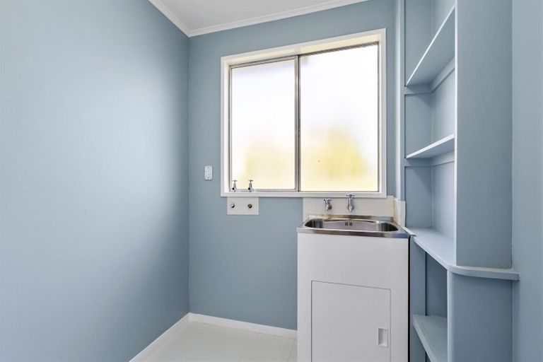 Photo of property in 2 Cornwall Crescent, Cannons Creek, Porirua, 5024