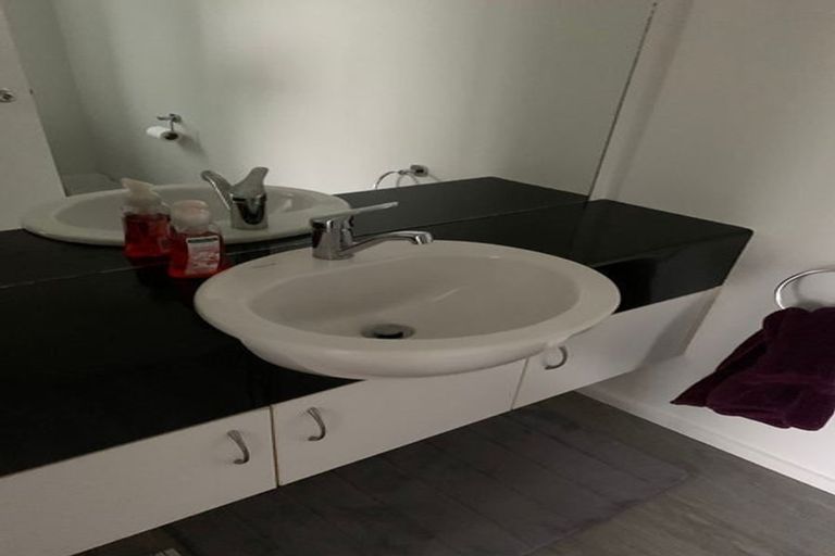 Photo of property in 63a Drake Street, Howick, Auckland, 2014