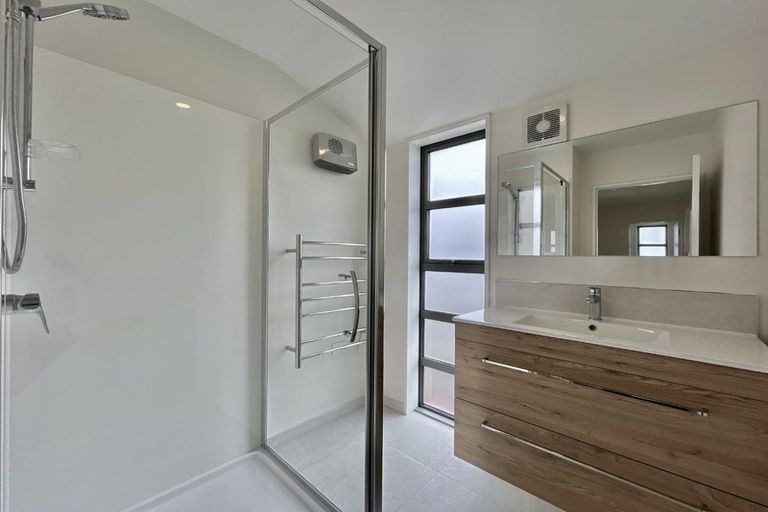 Photo of property in 12/95 Olliviers Road, Phillipstown, Christchurch, 8011