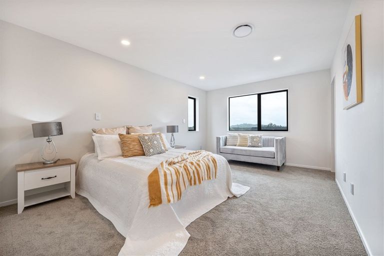 Photo of property in 24 Carrygawley Road, Flat Bush, Auckland, 2019