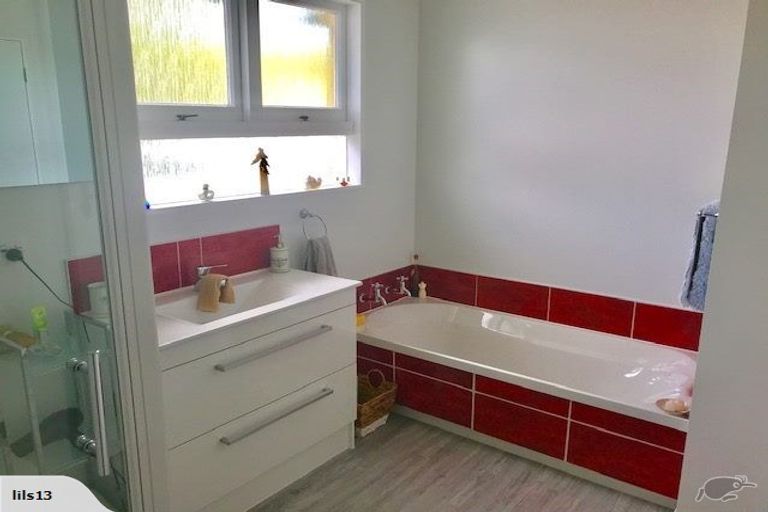 Photo of property in 36 Shelton Place, Feilding, 4702