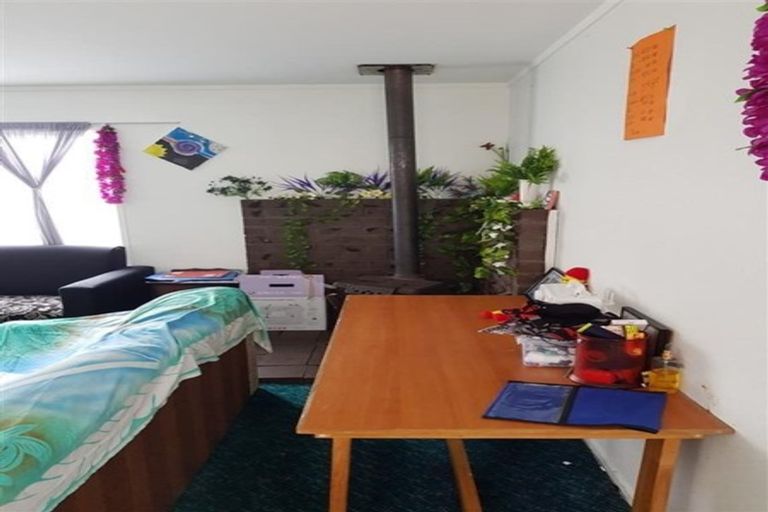 Photo of property in 8 Rako Place, Manurewa, Auckland, 2102