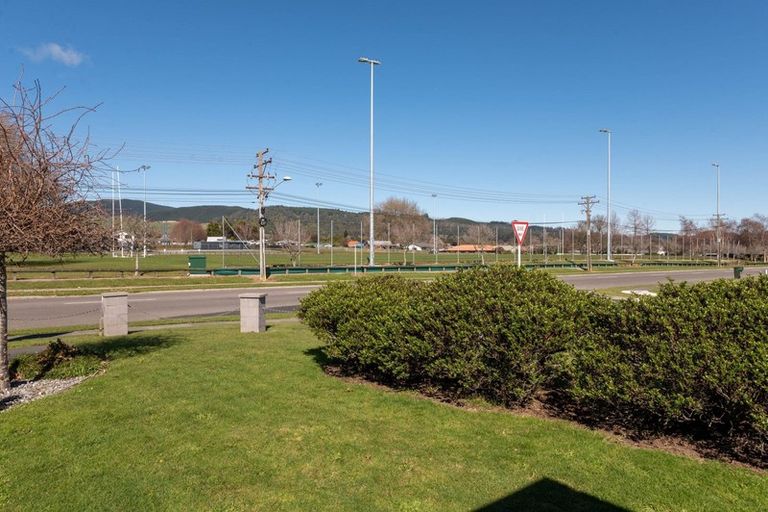 Photo of property in 256 Vaughan Road, Owhata, Rotorua, 3010