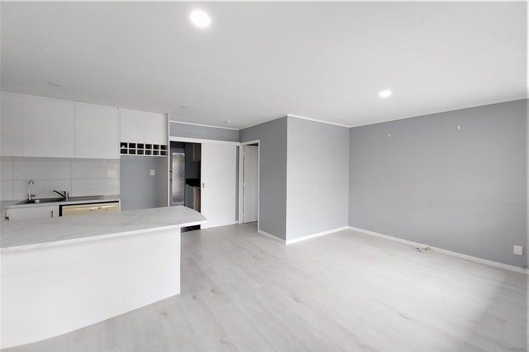 Photo of property in 5/31 Bowater Place, Manurewa, Auckland, 2102