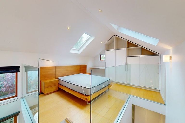 Photo of property in 13a Porritt Avenue, Mount Victoria, Wellington, 6011