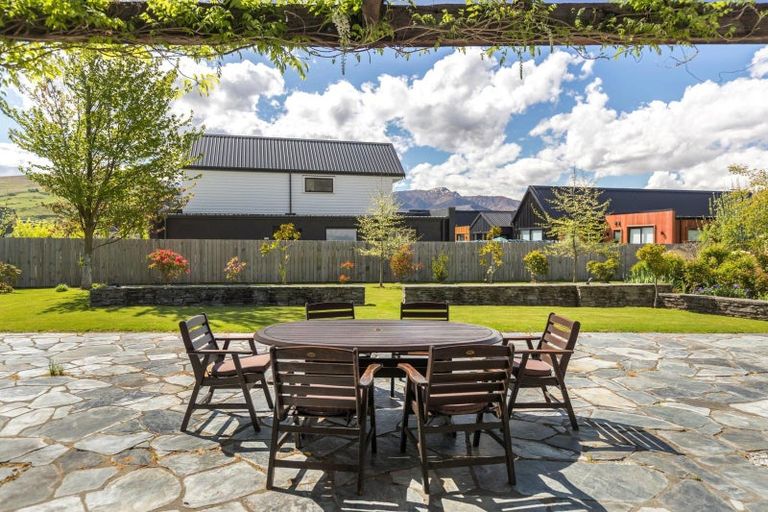 Photo of property in 11 Lorne Street, Lake Hayes, Queenstown, 9304