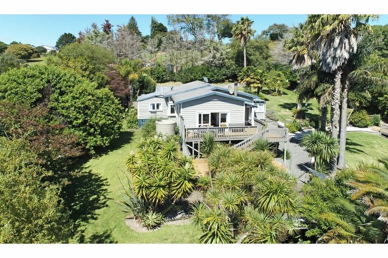 Photo of property in 44 Victoria Avenue, Waiuku, 2123