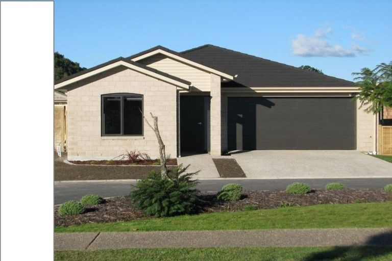 Photo of property in 11 Scoria Close, Pyes Pa, Tauranga, 3112
