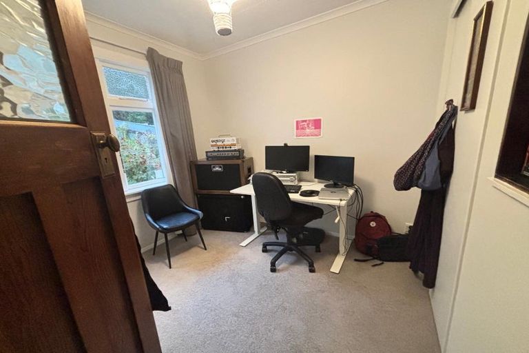 Photo of property in 10 Antico Street, Melrose, Wellington, 6023