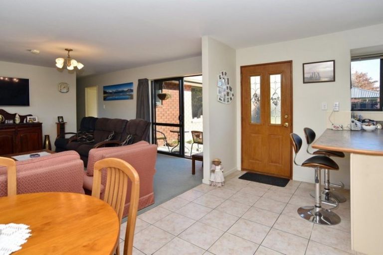 Photo of property in 22 Buckleys Road, Rangiora, 7400