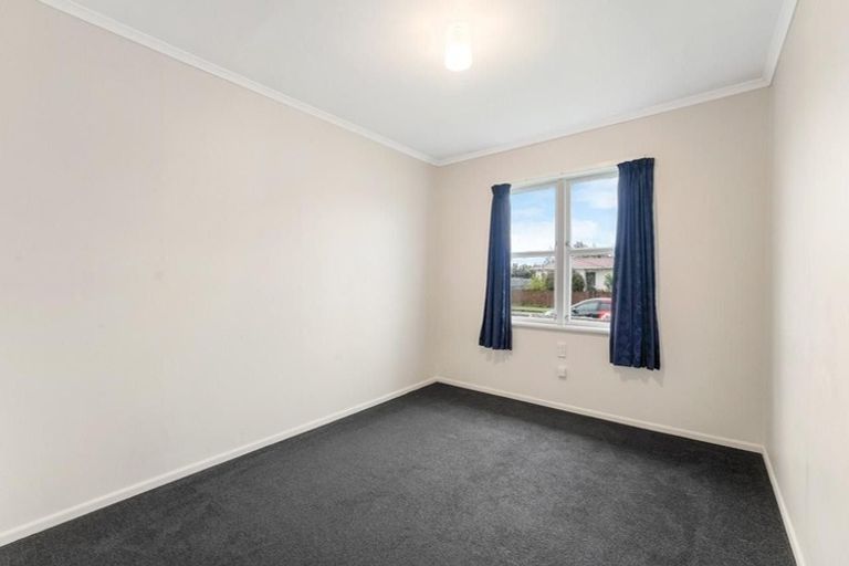Photo of property in 9 Armagh Street, Levin, 5510