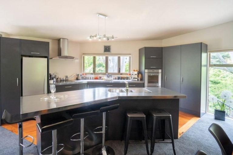 Photo of property in 67 Atawhai Road, Fitzherbert, Palmerston North, 4410