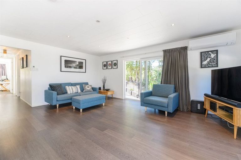 Photo of property in 143 Cable Road, Waimauku, 0881