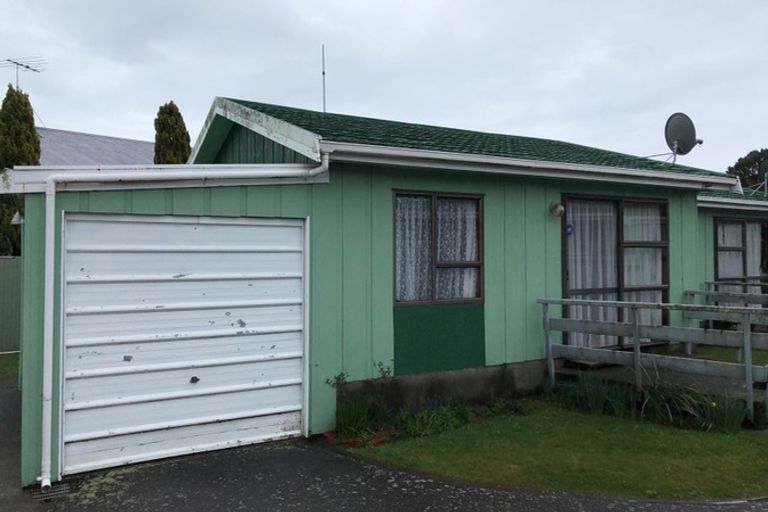 Photo of property in 25-27 Palmerston Street, Greymouth, 7805