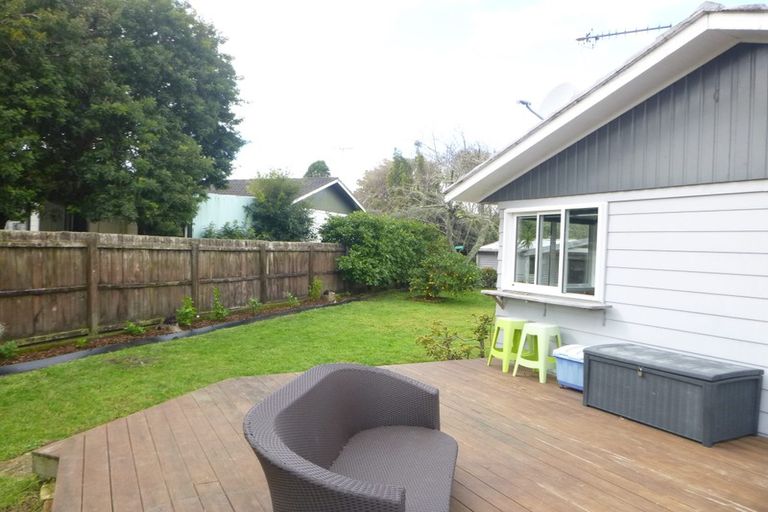 Photo of property in 17 Clyma Place, Massey, Auckland, 0614