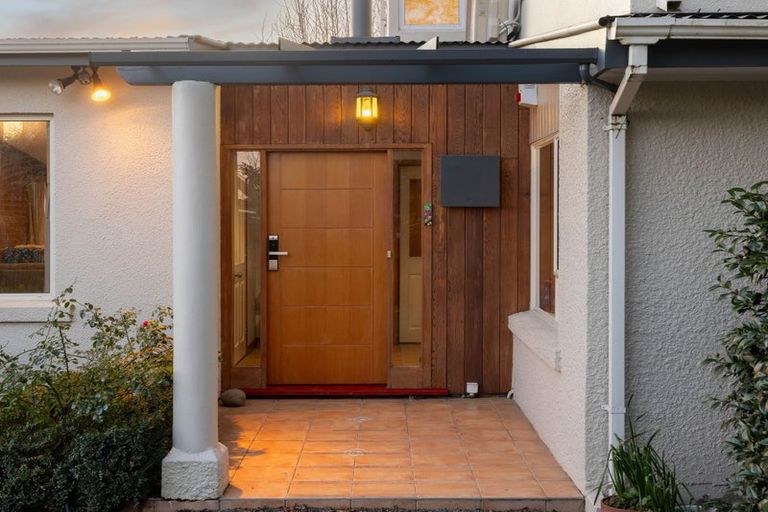 Photo of property in 7 Sawtell Place, Northcote, Christchurch, 8052