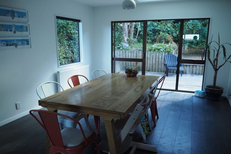 Photo of property in 22 Satara Crescent, Khandallah, Wellington, 6035