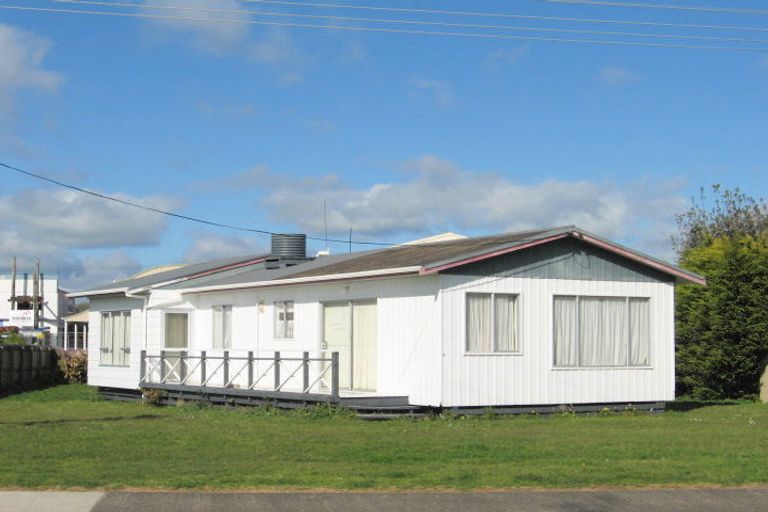 Photo of property in 14 Lee Street, Whitianga, 3510