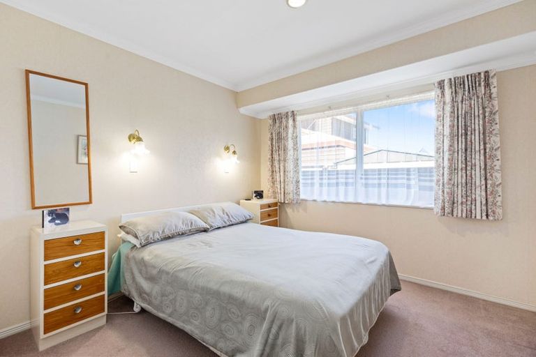 Photo of property in 48 Bayfair Drive, Mount Maunganui, 3116