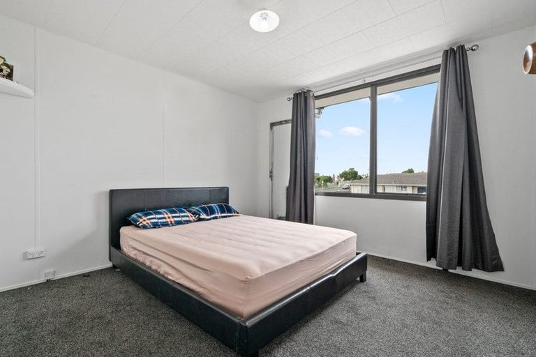 Photo of property in 1/62 Othello Drive, Clover Park, Auckland, 2023