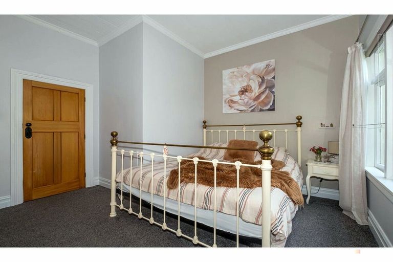 Photo of property in 22 Mckenzie Street, Geraldine, 7930