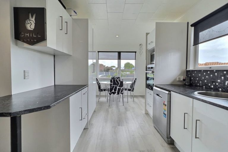 Photo of property in 51 Coventry Avenue, Tamatea, Napier, 4112